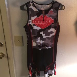 Triathlon suit
